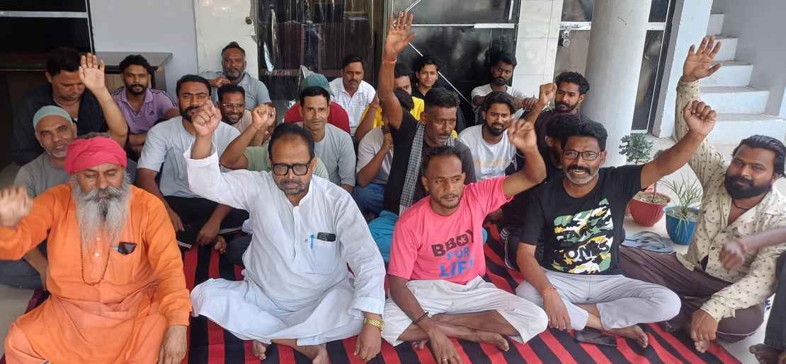 Cleaning workers staged a sit-in protest against the Executive Officer