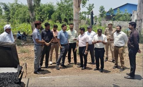 The staff of the Special Secretary checked the quality of road construction
