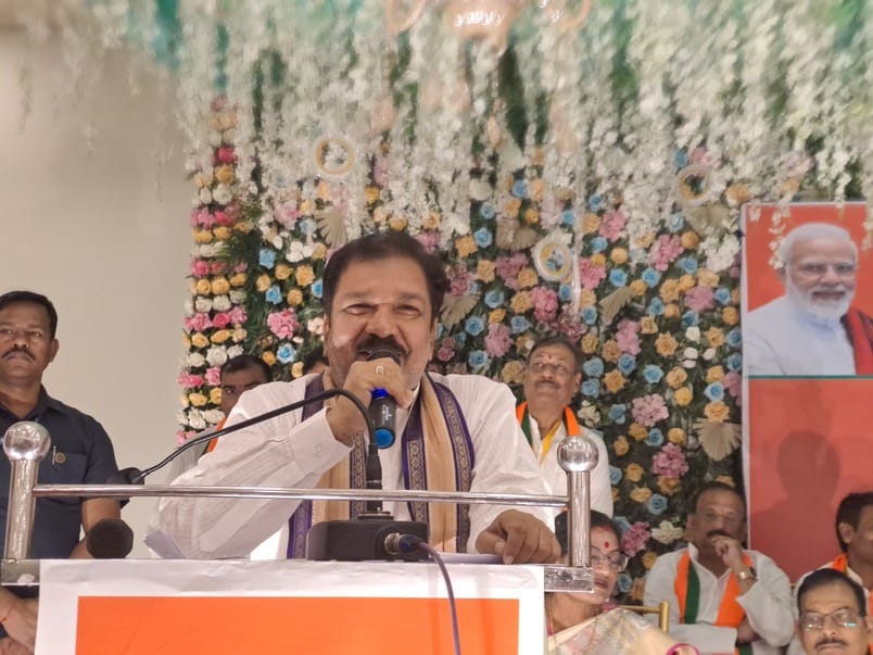Vaishali Bihar News : BJP leader Dilip Jaiswal attacked Congress party used objectionable words
