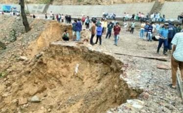 Roads blocked due to rain in Nepal