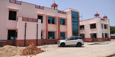 केवी का नया भवन