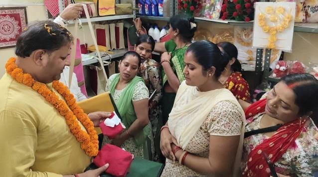 CM Dhami has set a target of making 10 thousand women self-reliant: Mayor