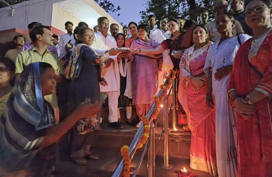 An exhibition was organized in memory of Ahilyabai and a puja was performed at the ghat