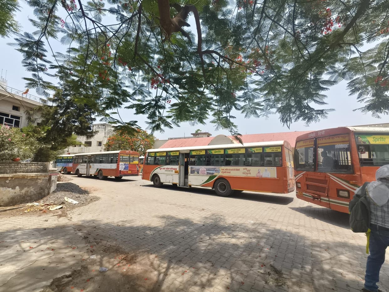 There is not a single roadways bus on the Gauriganj-Atheha route