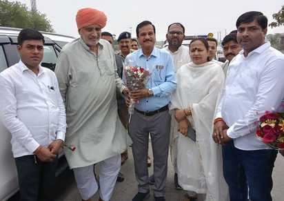 The MLA told the problems to the Agriculture Minister
