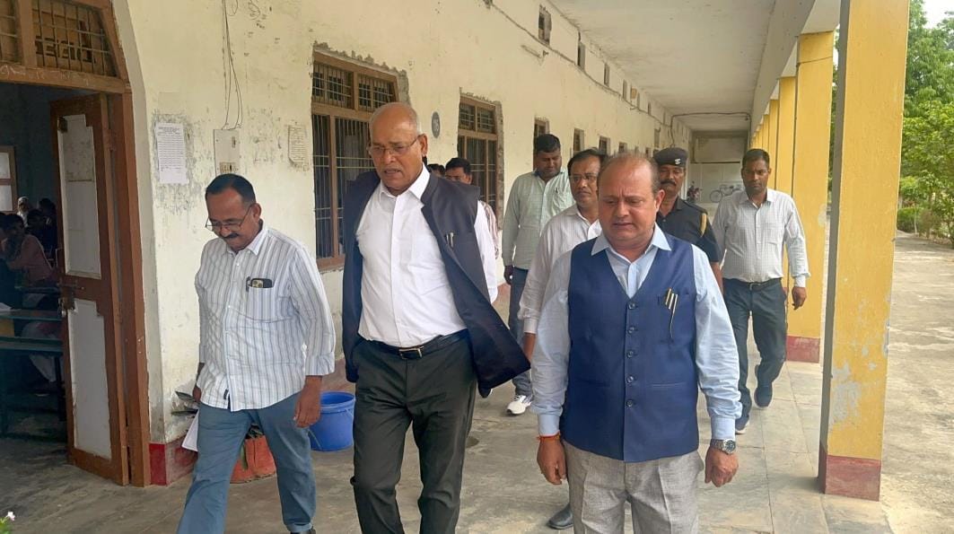 Vice Chancellor inspected Ganpat Sahay PG College