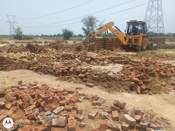 mainpuri news ghiror anti encrouchment action