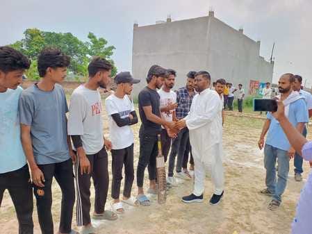The team of Krishak Samaj Chhatounia won in cricket