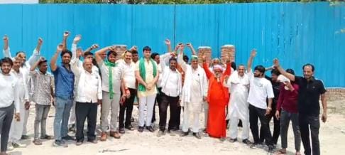 Demand for arrest of accused who cut green trees