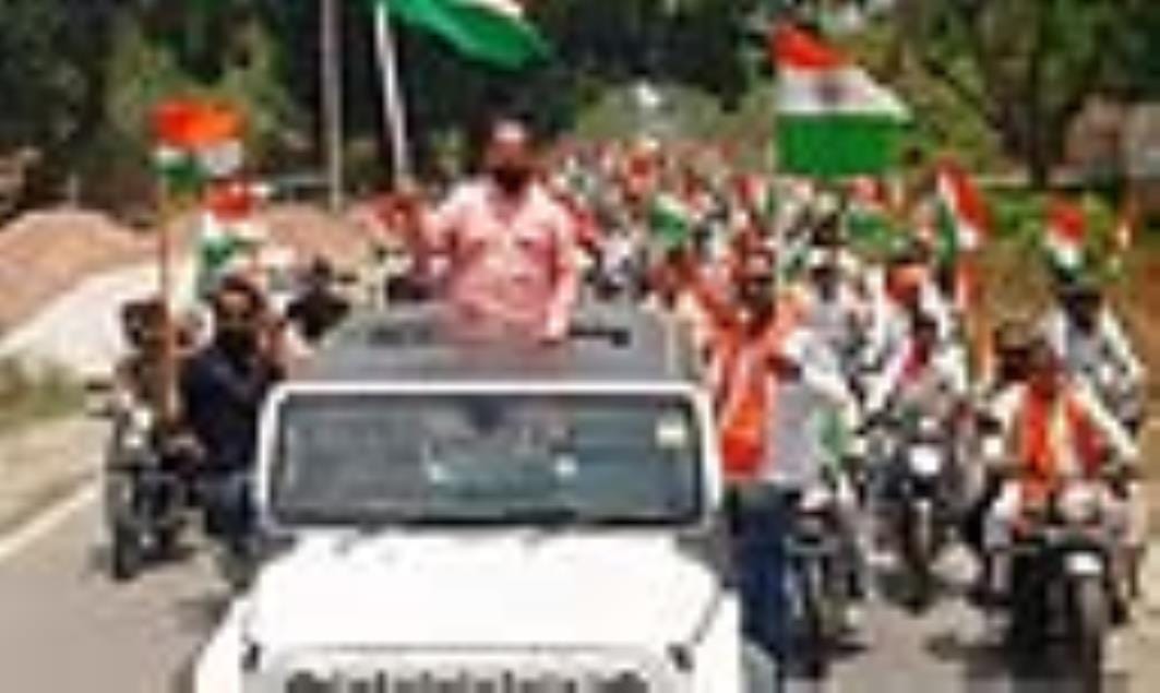 Shaurya Tiranga Yatra was taken out in honor of the soldiers