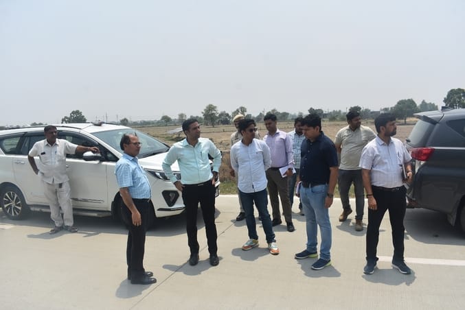 Reprimanded for delay in construction of National Highway and shortage at toll plaza
