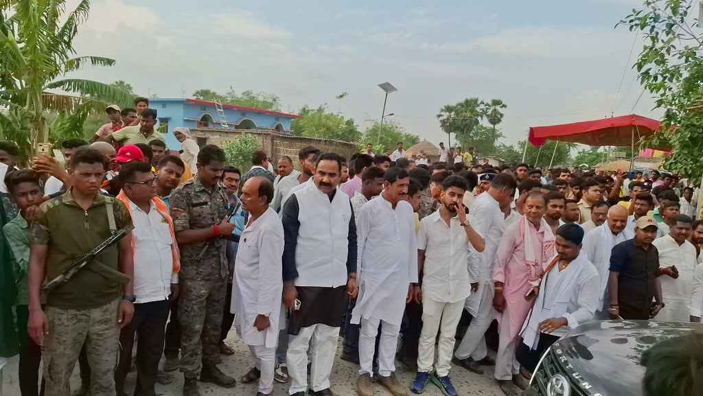 Muzaffarpur Bihar news :rjd mla team visit devaria today incident say bihar made crime zone