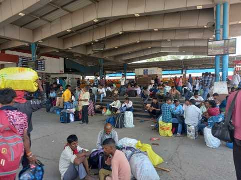 Railway passengers unhappy with the operation of special trains, expressed anger