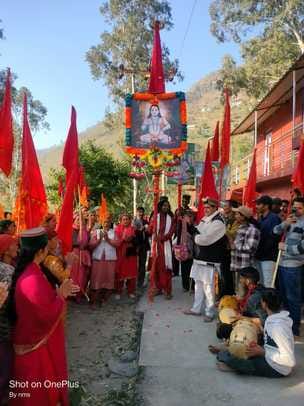 16 thousand devotees bowed down in the court of Balyogi