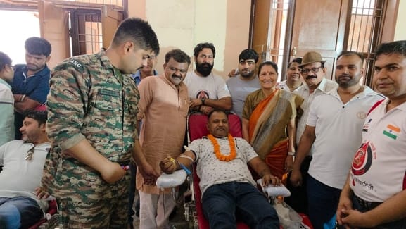Blood donation camp organized for army in Bahalgarh