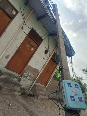 More than 100 electric poles broke in Ateli, a tree fell on a vehicle