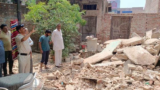 The upper part of the house collapsed, no one was injured