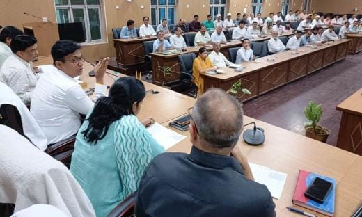 People are troubled by the electricity department, it is lagging behind in resolving complaints