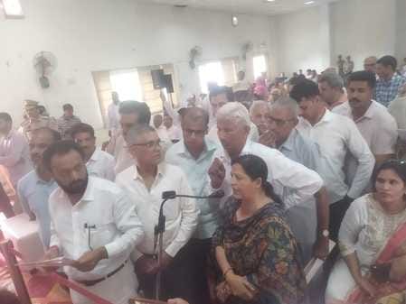 Minister chargesheeted Tehsildar, ordered investigation into working style of DMC