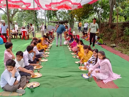 Bhandara was organized in Haldra, people offered new crops
