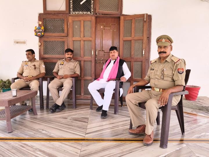 The administration put the SP leader under house arrest