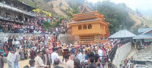Peaceful Maha Yagya and Kurud installation completed in Mata Kadasan temple