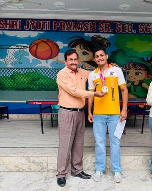 Yash won silver medal in Asian boxing