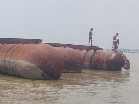 The road from Ahar to Amroha is closed