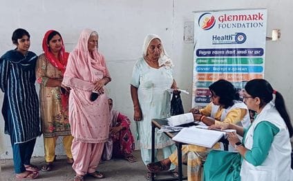 Health checkup of 56 people in Kishanpura