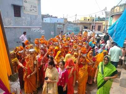 After the consecration of the Shiv family, the Kalash Yatra was carried out