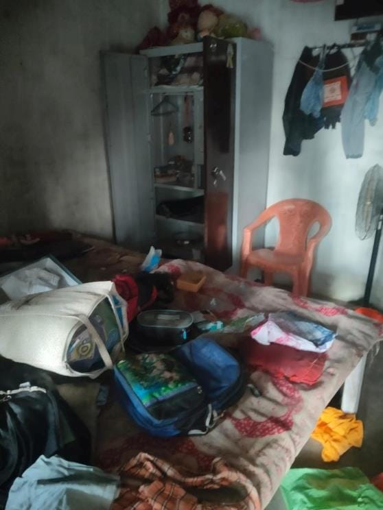 Thieves create havoc, steal goods worth lakhs from seven houses in one night