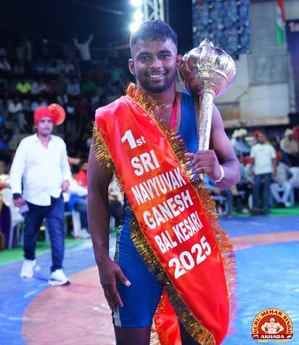 Sahil won the title of Ganesh Kesari, Dhanraj won the title of Ganesh Bal Kesari