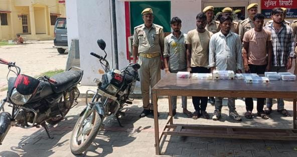 kasganj news four thief catched