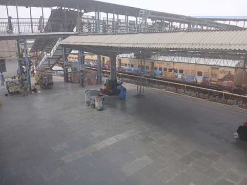 A new 12 meter wide FOB will be built at Rewari Junction, it will be connected to eight platforms