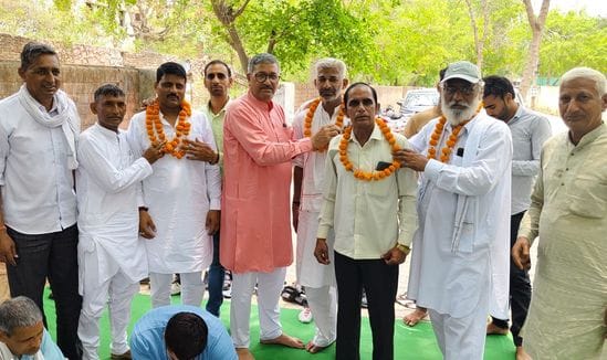 Surendra Yadav was made the head and Ravindra Kumar was made the secretary