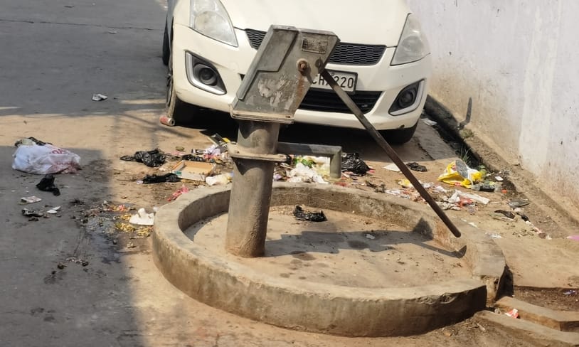 There are 250 hand pumps in the city which are not getting water