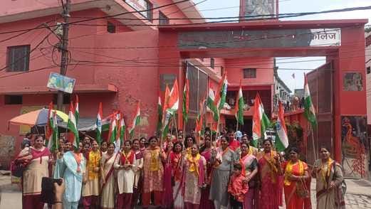 Tiranga Yatra taken out in honor of Indian Army
