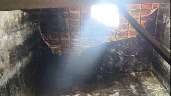 The bank building is dilapidated, there is a danger of accident