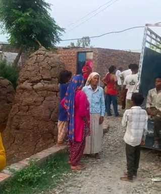 The attackers entered the house and fired bullets, the boy saved his life by hiding in a hut