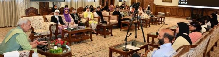 The Lieutenant Governor interacted with the members of Kashmir Women's Organization