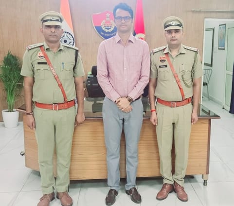 Two assistant sub-inspectors promoted, SP congratulated