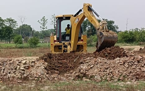 Bulldozer operated in four illegal colonies