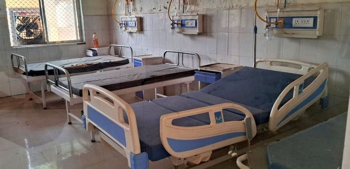 A population of 20 lakhs... health services dependent on one ventilator