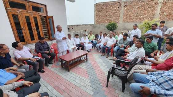 Union Agriculture Minister Shivraj Singh Chauhan will reach Dabthuwa village on June 1