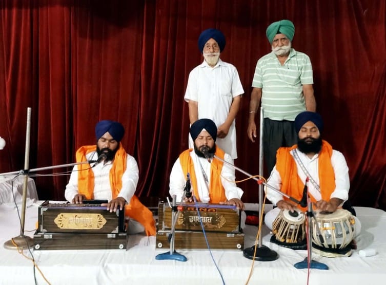 Nihal made association with Gurbani in Samagam