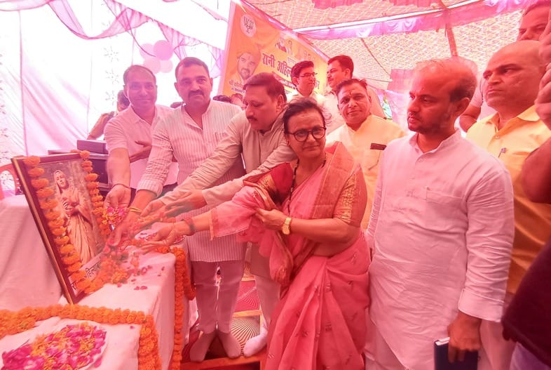 Queen Ahilyabai Holkar's birth anniversary was celebrated across the district