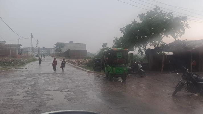 Heavy rain in the morning, then bright sunshine