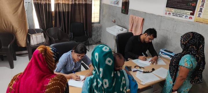 No medicine, no pharmacist, how will the boat cross with the help of trainees