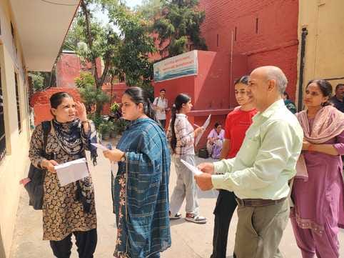 272 candidates appeared for D.El.Ed exam in Kanya and Bal School, Una