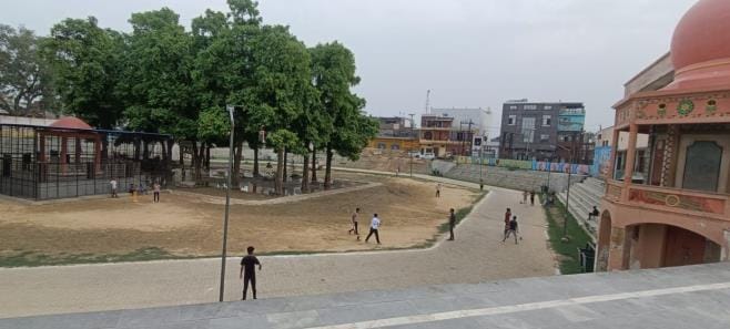 The walls and stairs of Prabhu Park will shine again